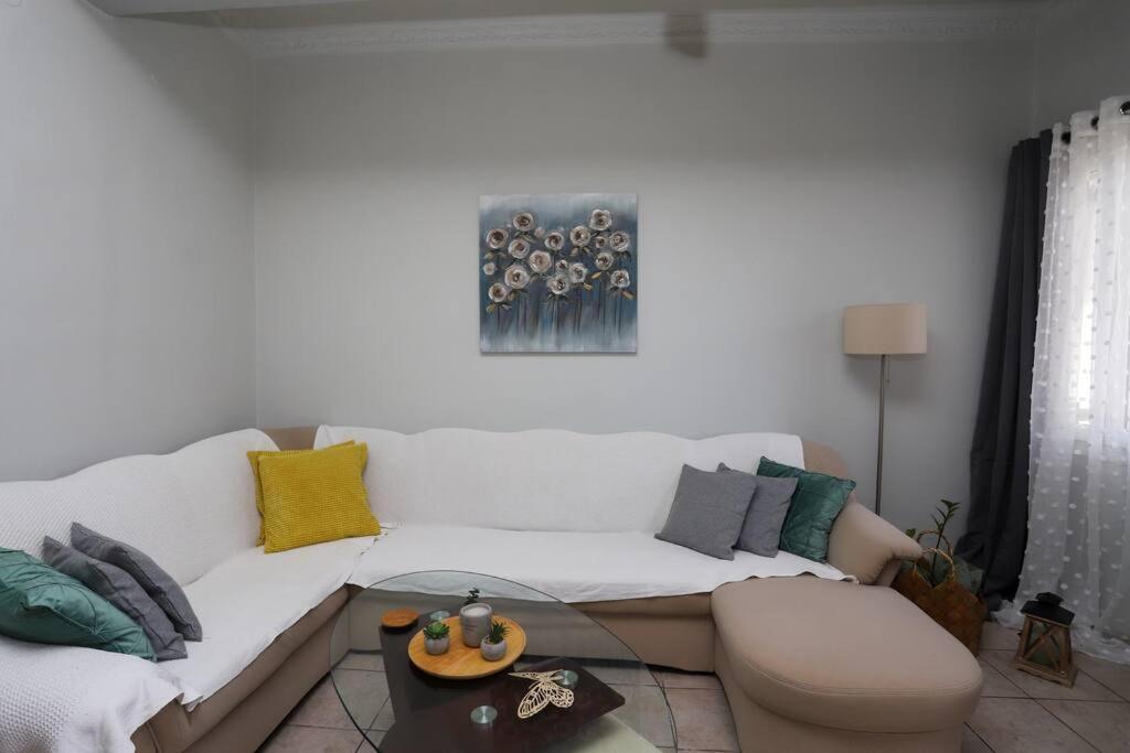 “Katerina'S Guest House” Kato Garouna 外观 照片